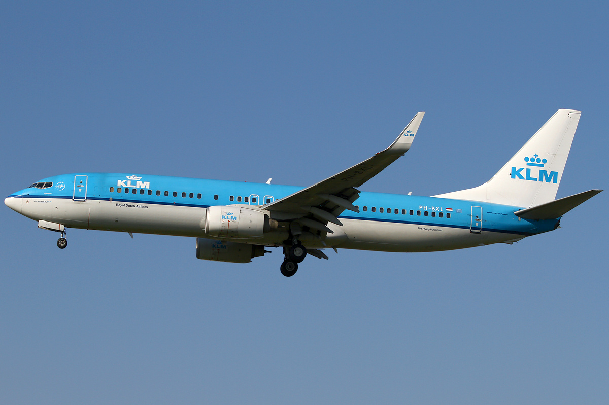 KLM Boeing 737-800 KLM Boeing 737-800