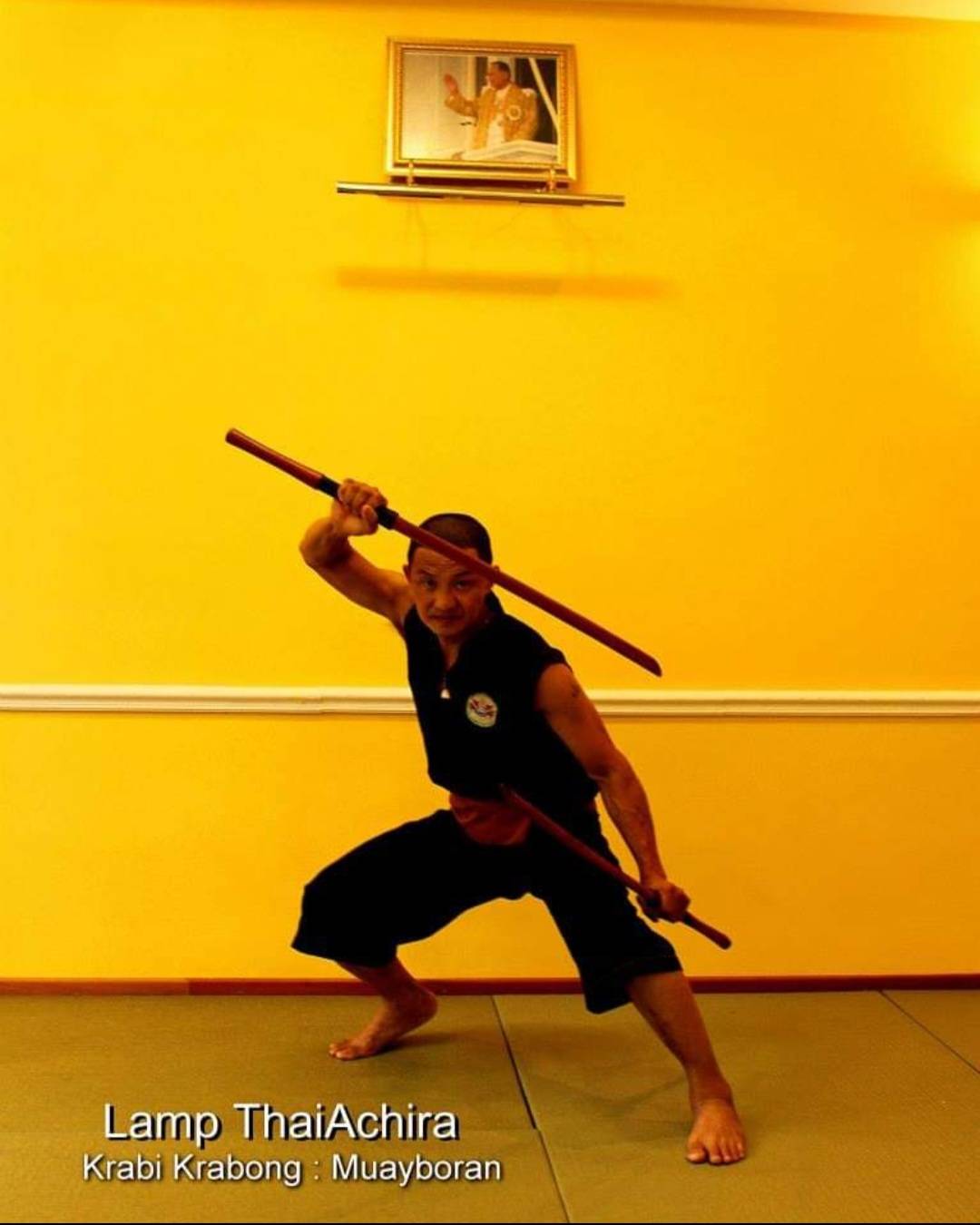 Lamp Sakkapoom in Daab Chao Ram stance