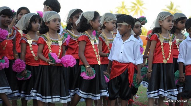 Hithadhoo School celebrating Republic Day in 2014