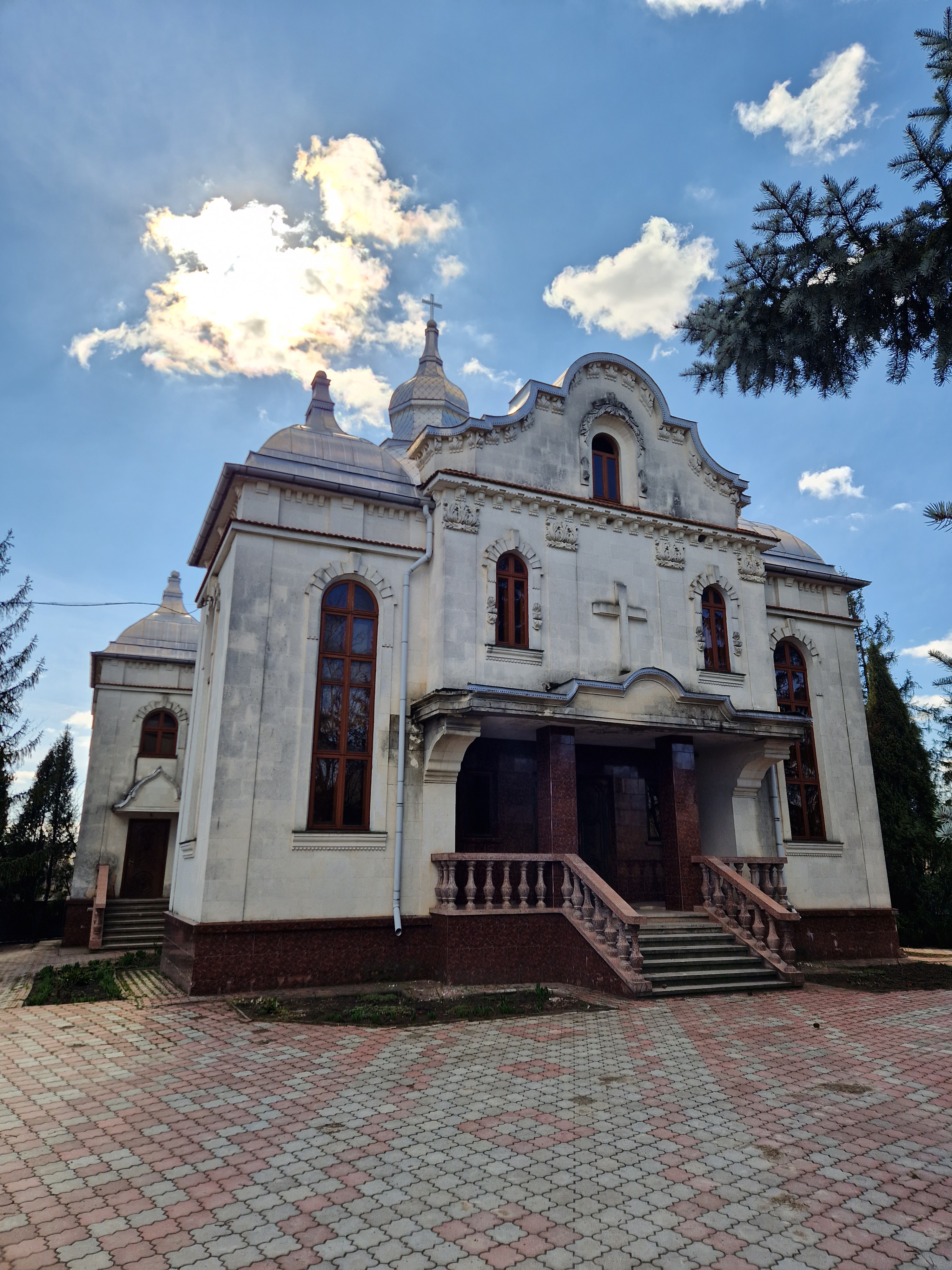 Biserica baptistă din Răcăria