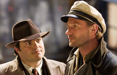 Captain Englehorn (right), as portrayed by Thomas Kretschmann in the 2005 version