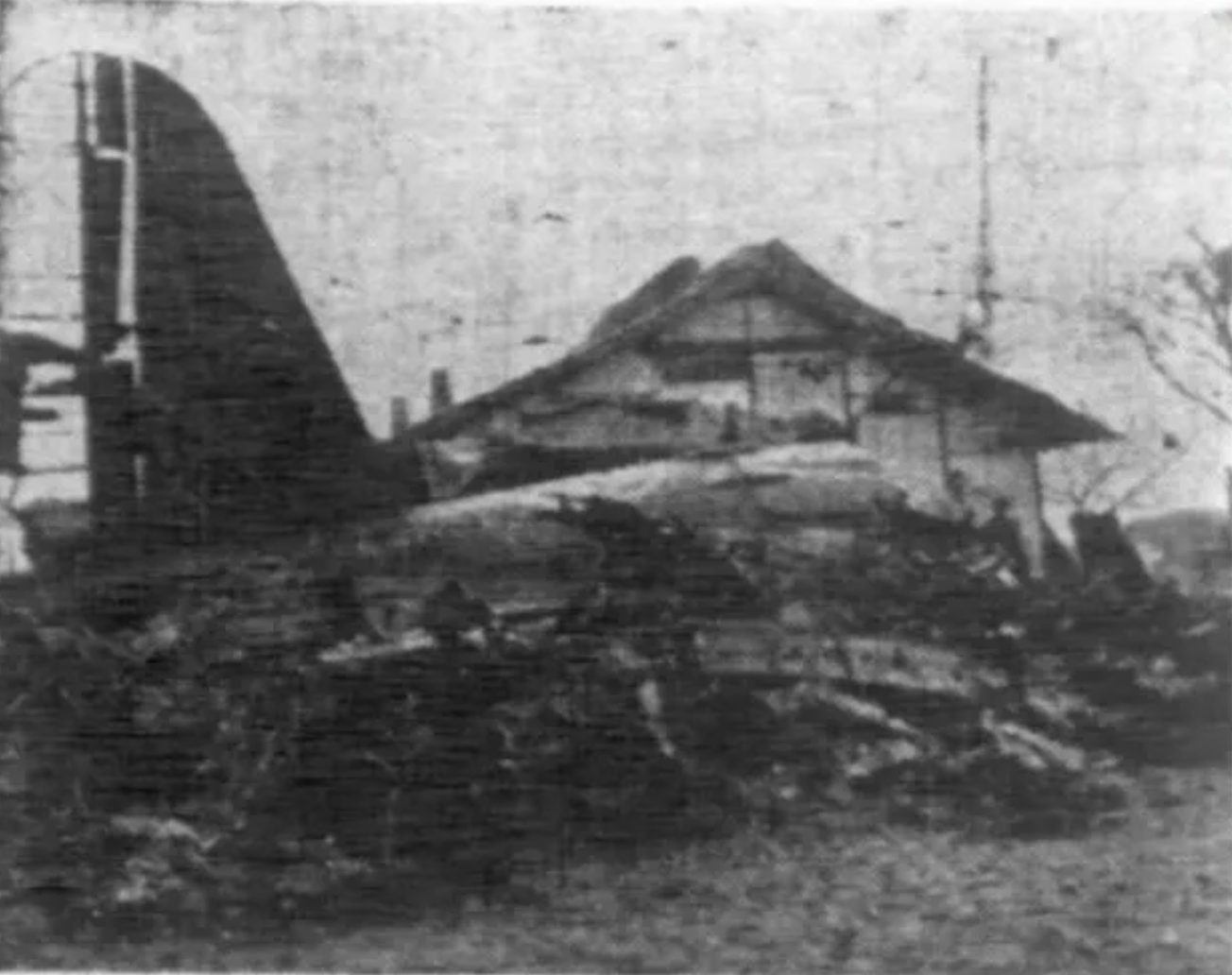 Wreckage of Central Air Transport Corporation Flight 48