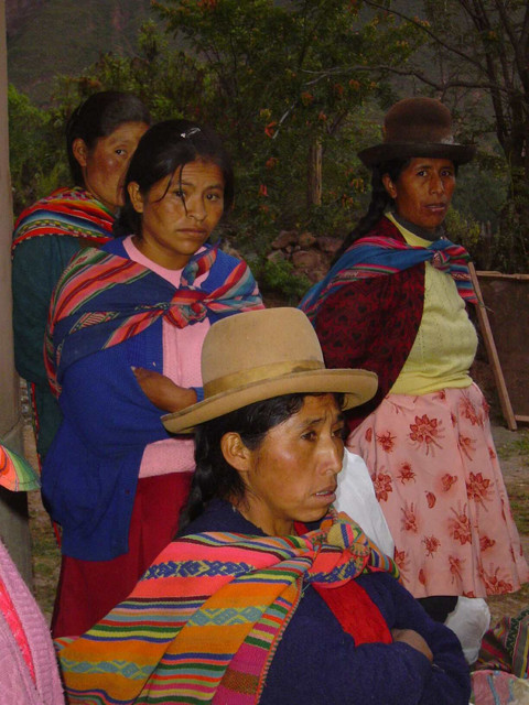 Q'ewar Project weavers