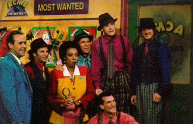The show's cast at the first season.
