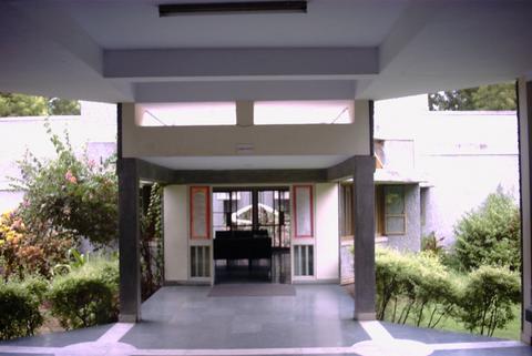 Way to Admin Block Way to Admin Block