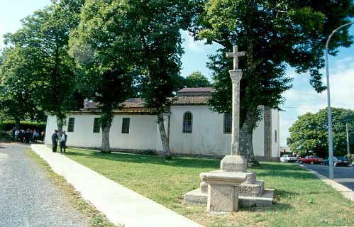Iglesia de Nuestra Señora de los Remedios: A Catholic church and one of the most important characteristics of Pueblo Lavanda