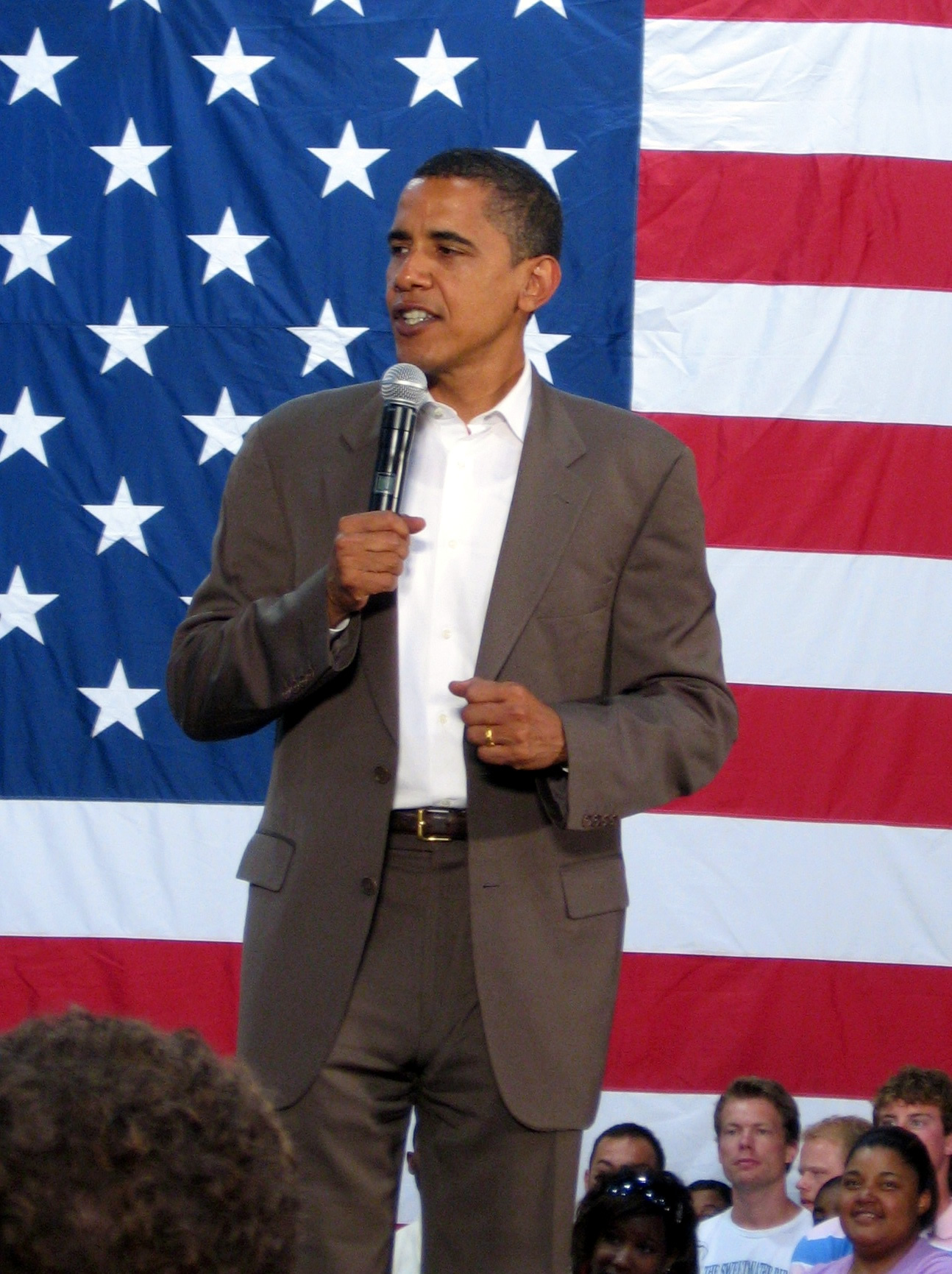 Senator Barack Obama won the Nez Perce County, Idaho, straw poll with 31% of the vote. Senator Barack Obama won the Nez Perce County, Idaho, straw poll with 31% of the vote.