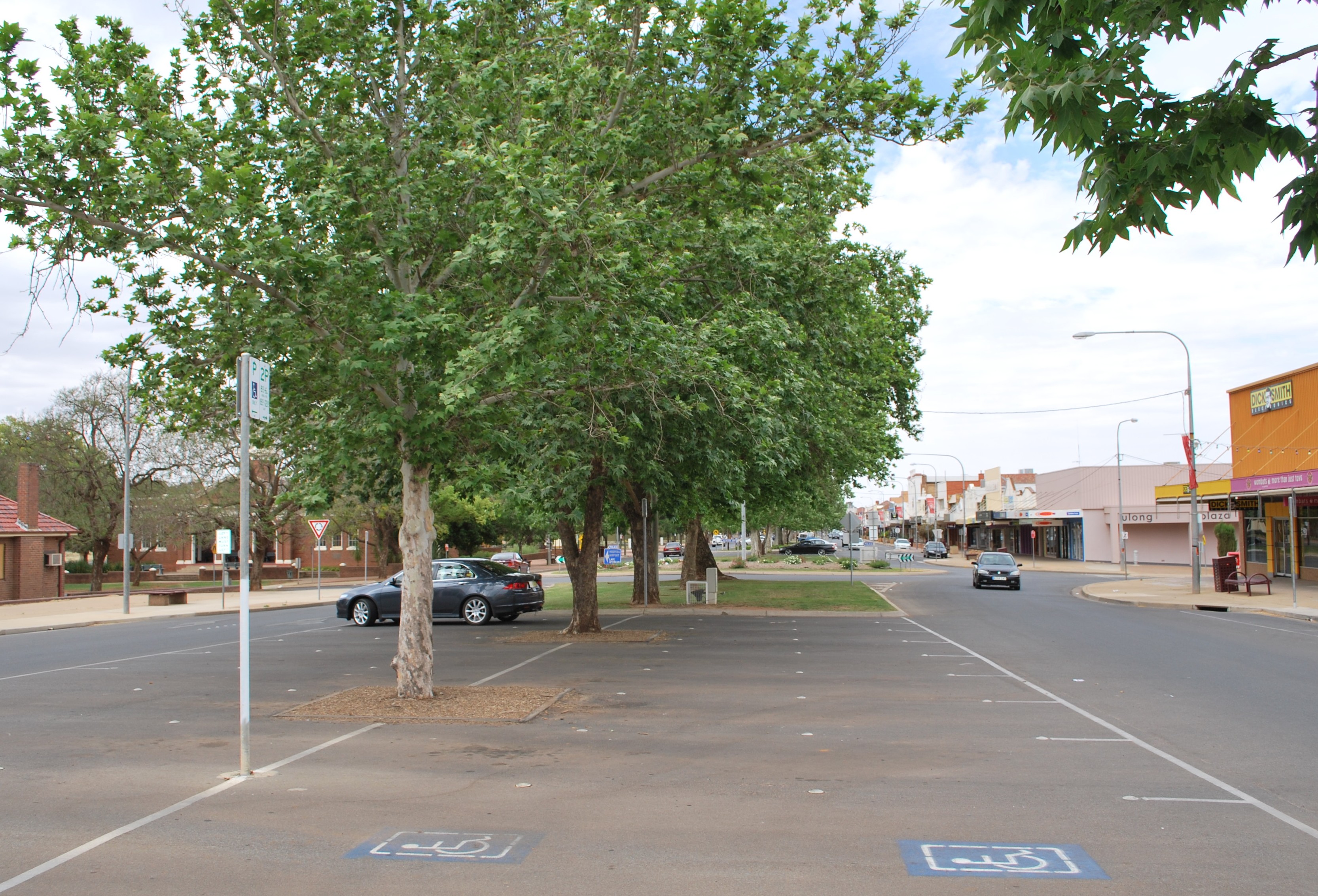Banna Avenue