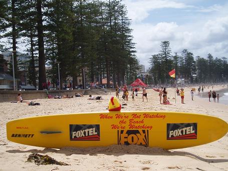  Paddleboard used for ocean rescues|thumb|left