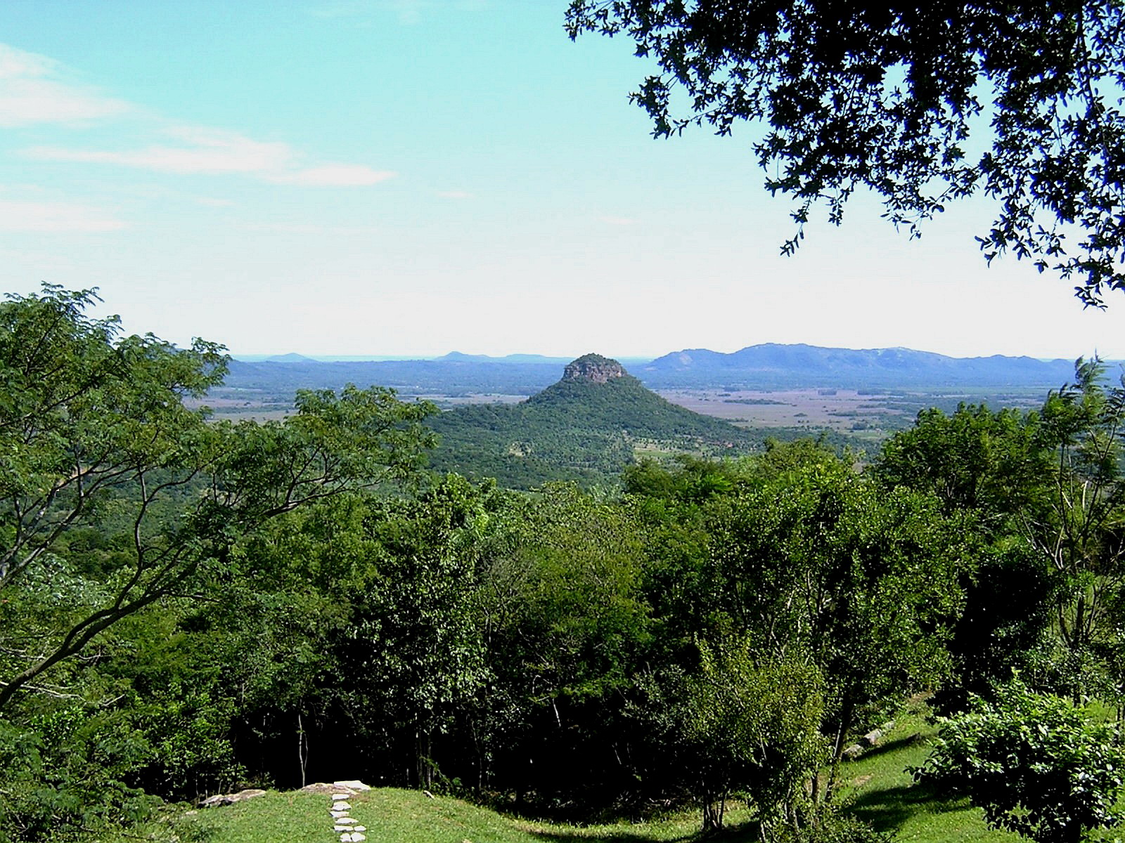 Cerro Mbatoví