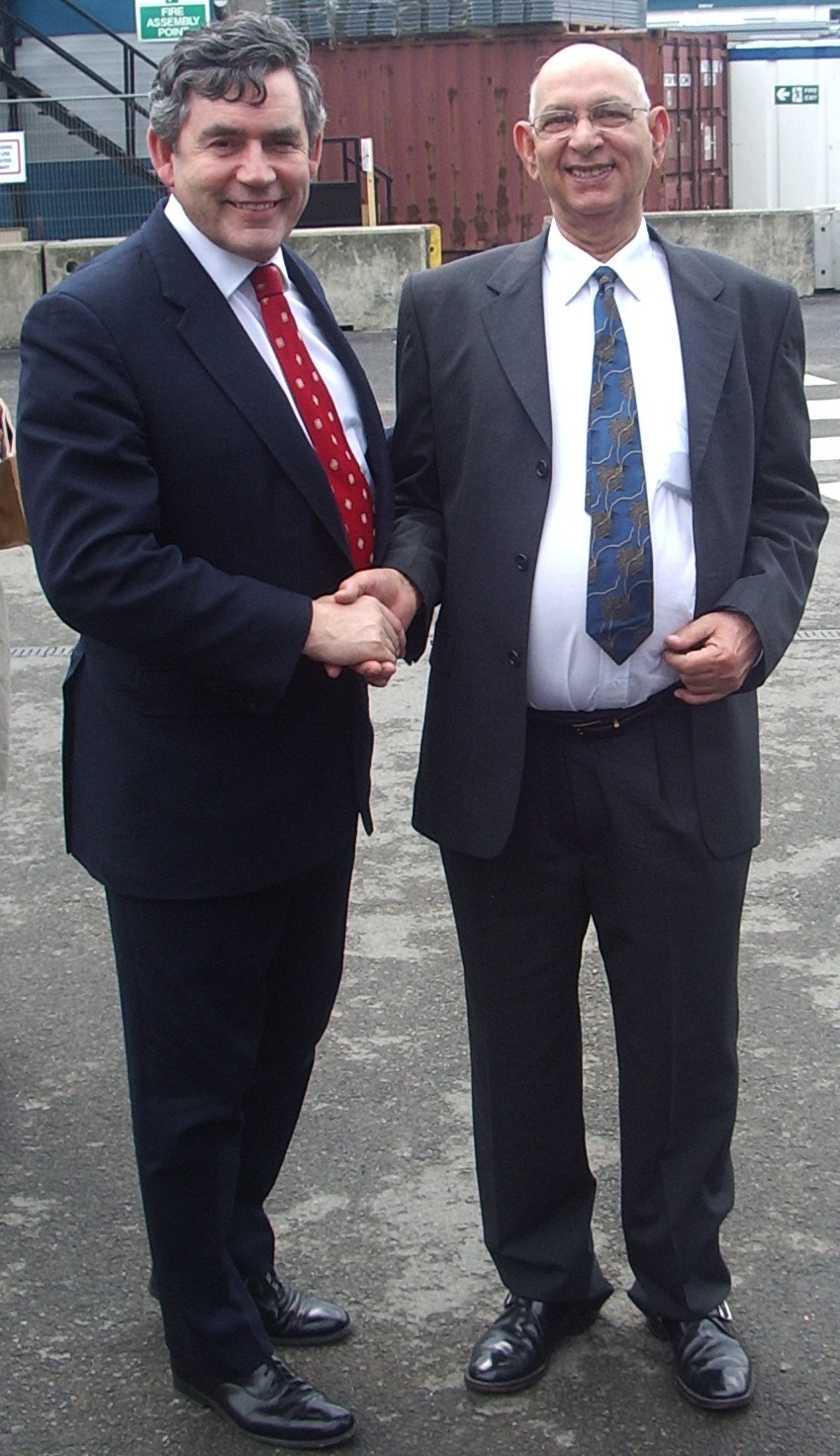 |thumb|right|150px|Raja Hafiz Ullah Khan and Right Honourable Gordon Brown, Prime Minister