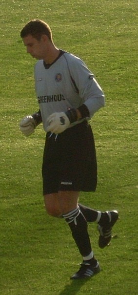 Goalkeeper Glyn Garner joined Grays Athletic on 20 February along with Sam Lechmere and Arian Retkoceri.