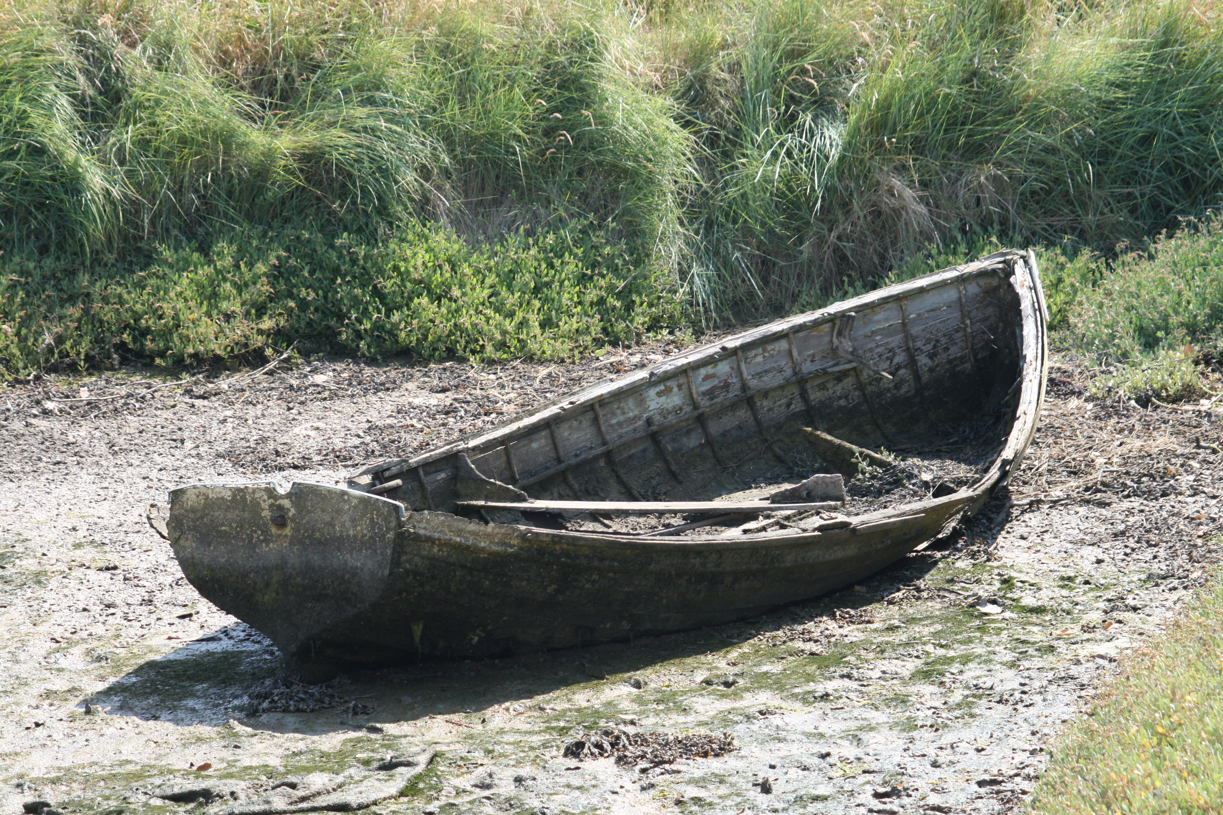 Abandoned Rowing boat at Keyhaven Abandoned Rowing boat at Keyhaven