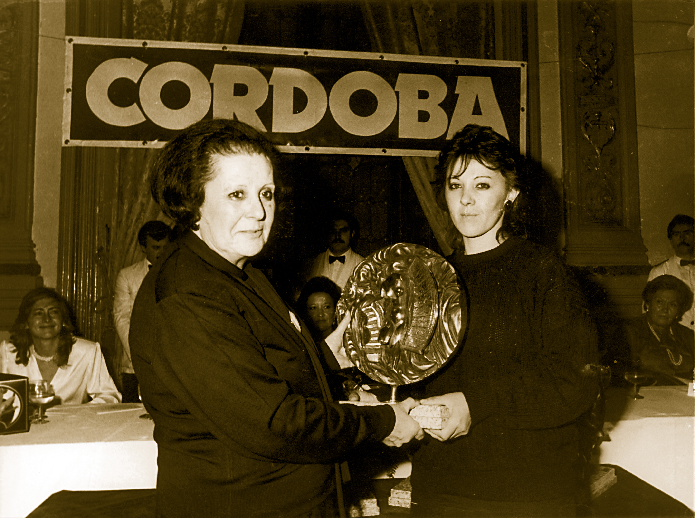 Ana García de Cuenca as "Cordoba Citizen of the Year". Ana García de Cuenca as "Cordoba Citizen of the Year".