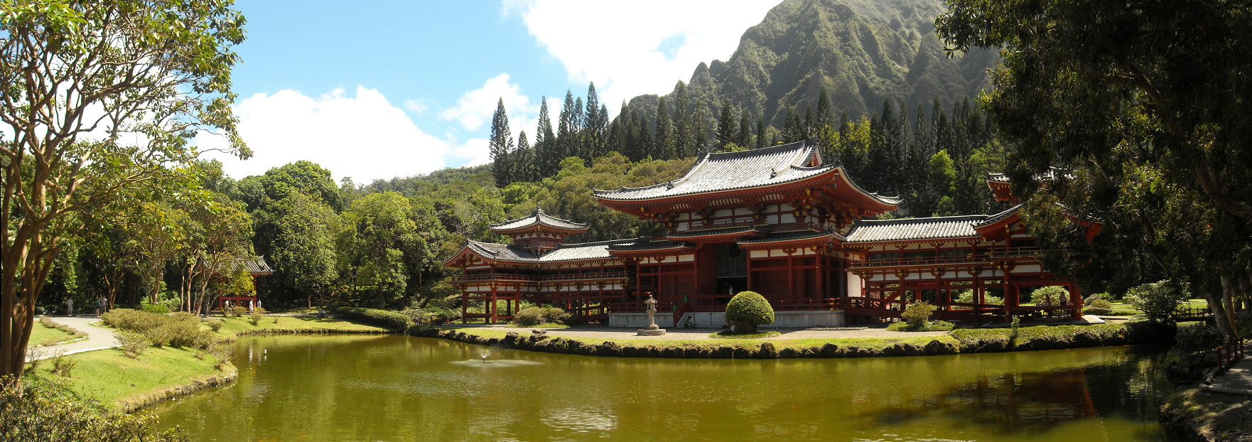 Byodo-In Temple in Hawaii was used as the setting of The Pacific Cultural Institute.