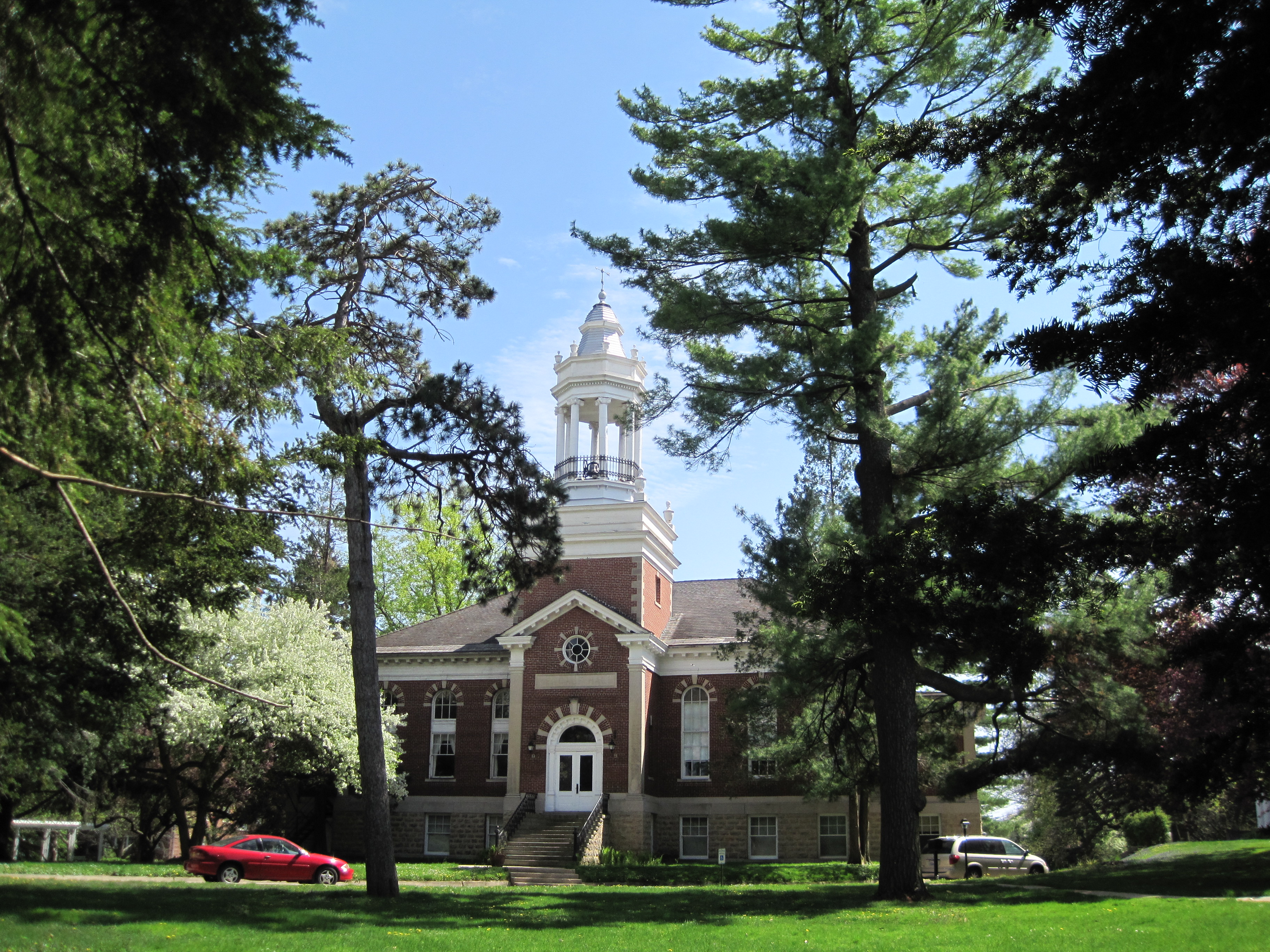 Metcalf Hall on the original Shimer College campus in Mount Carroll