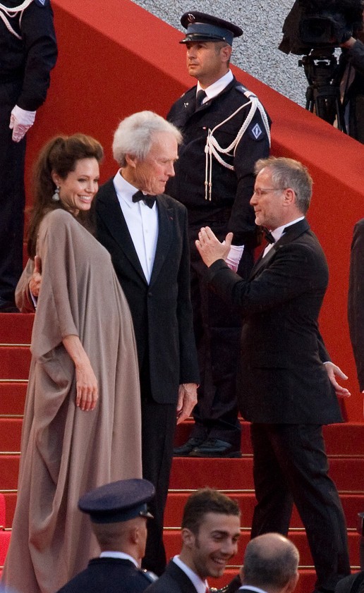 Eastwood with Angelina Jolie at the 2008 Cannes Film Festival for Changeling{{'}}s premiere