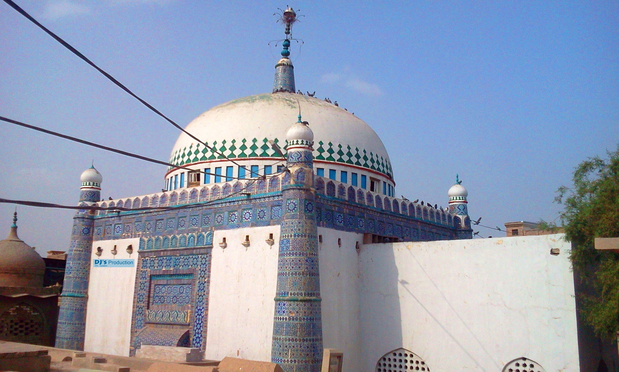 Mausoleum of Khawaja Awais Kagha Daira Basti Multan