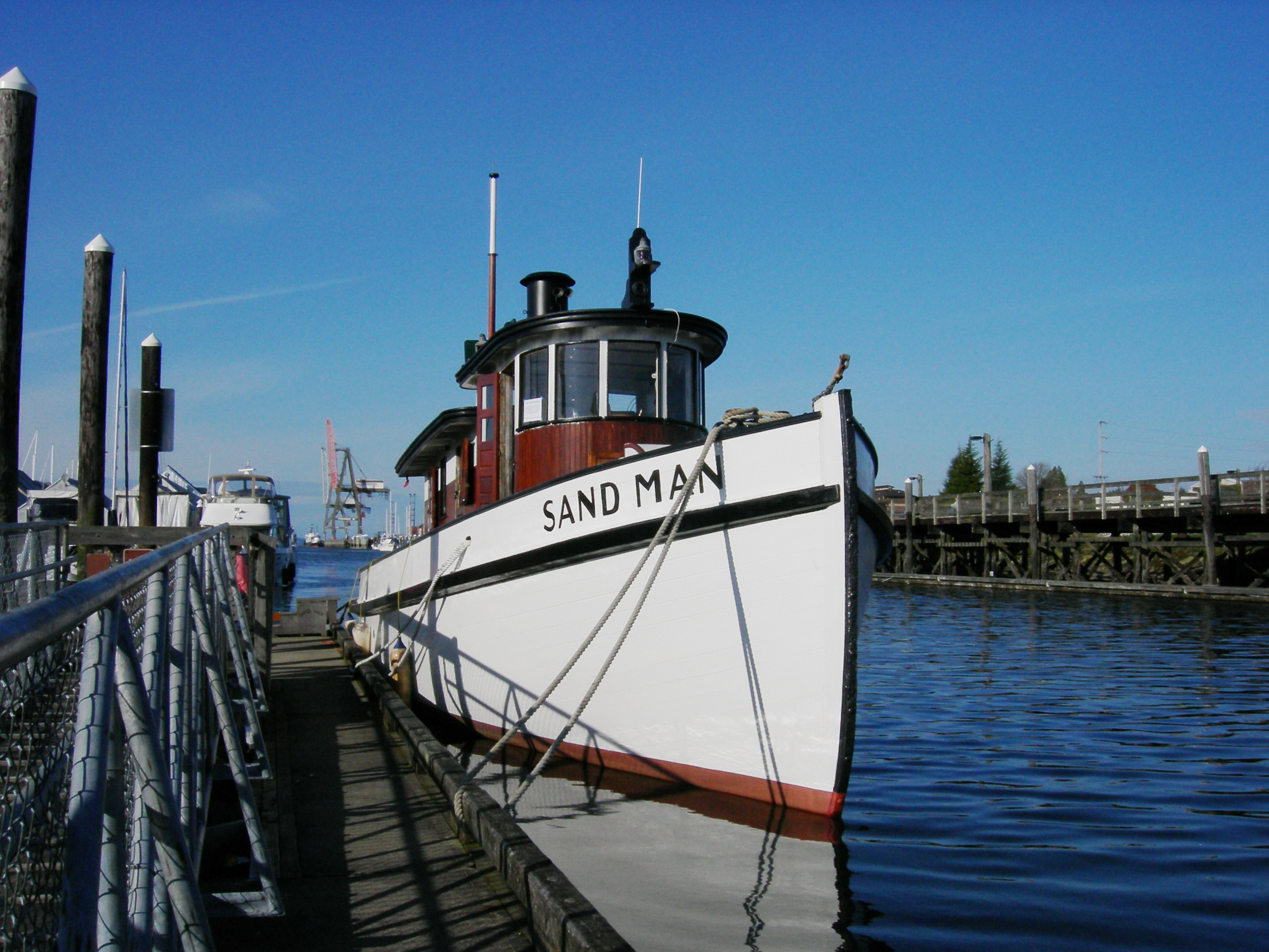 Sand_Man_tug_01A.jpg