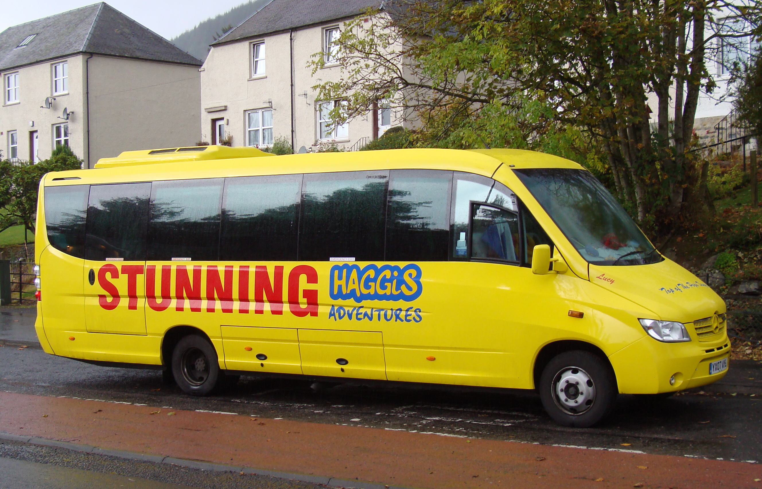 HAGGiS Bus 'Top of the Pops Dougie' in 2007