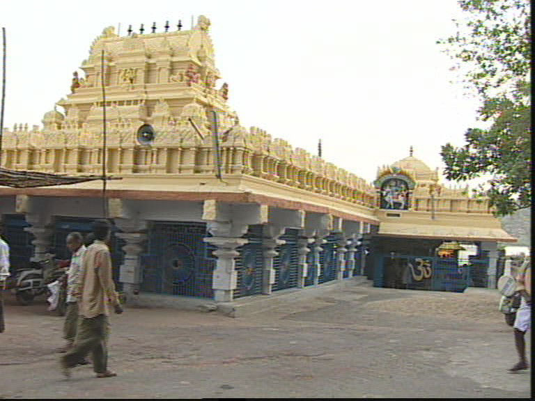 Bhadrakali temple complex at Warangal