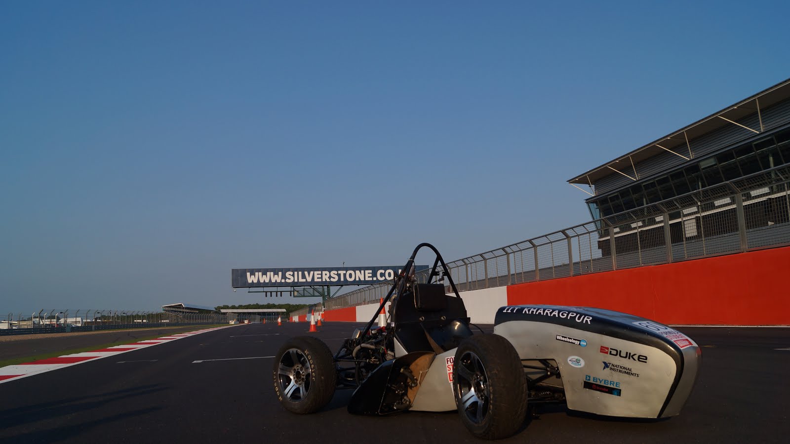 K-2 at Silverstone Circuit during FS UK|497x497px
