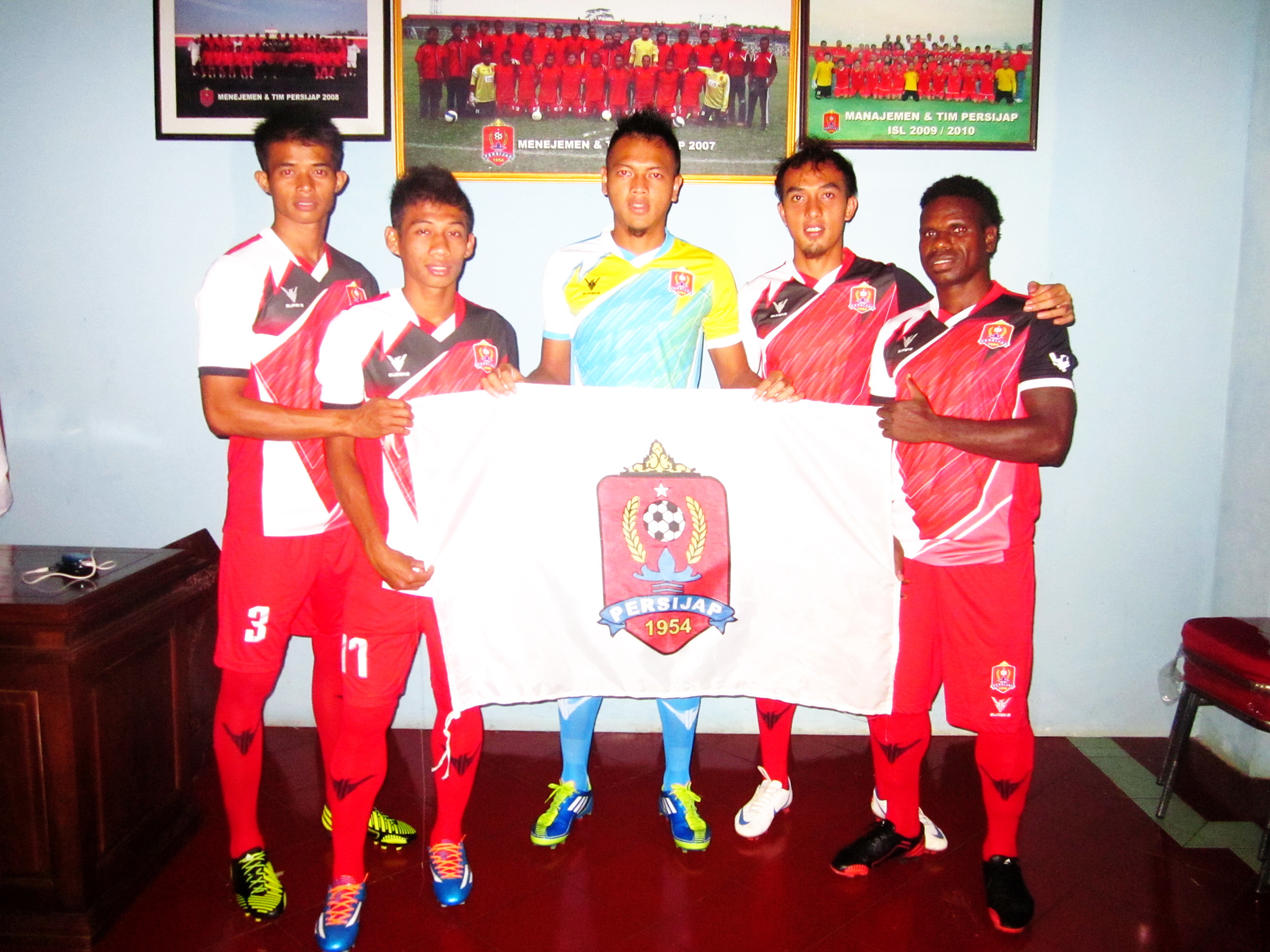 Persijap Jepara wearing Eureka in 2014 season Persijap Jepara wearing Eureka in 2014 season