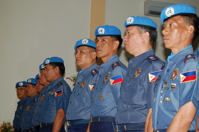 Filipino police officers serving with UNMIT in 2007.