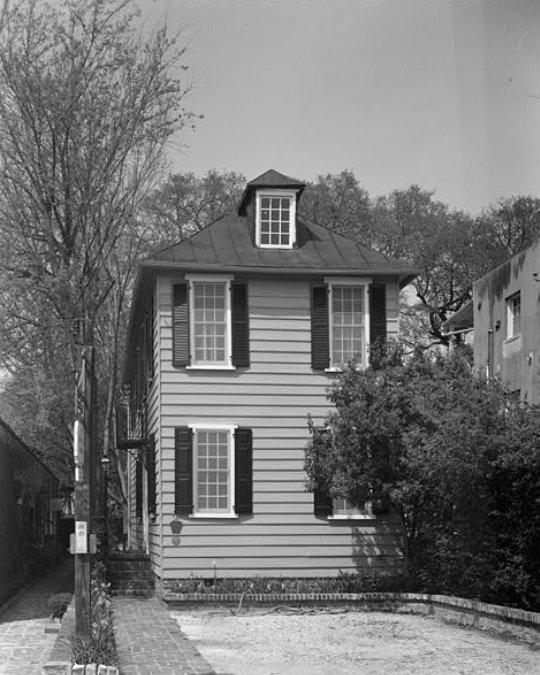 Thomas Elfe house in 1978. (after restoration) Thomas Elfe house in 1978. (after restoration)