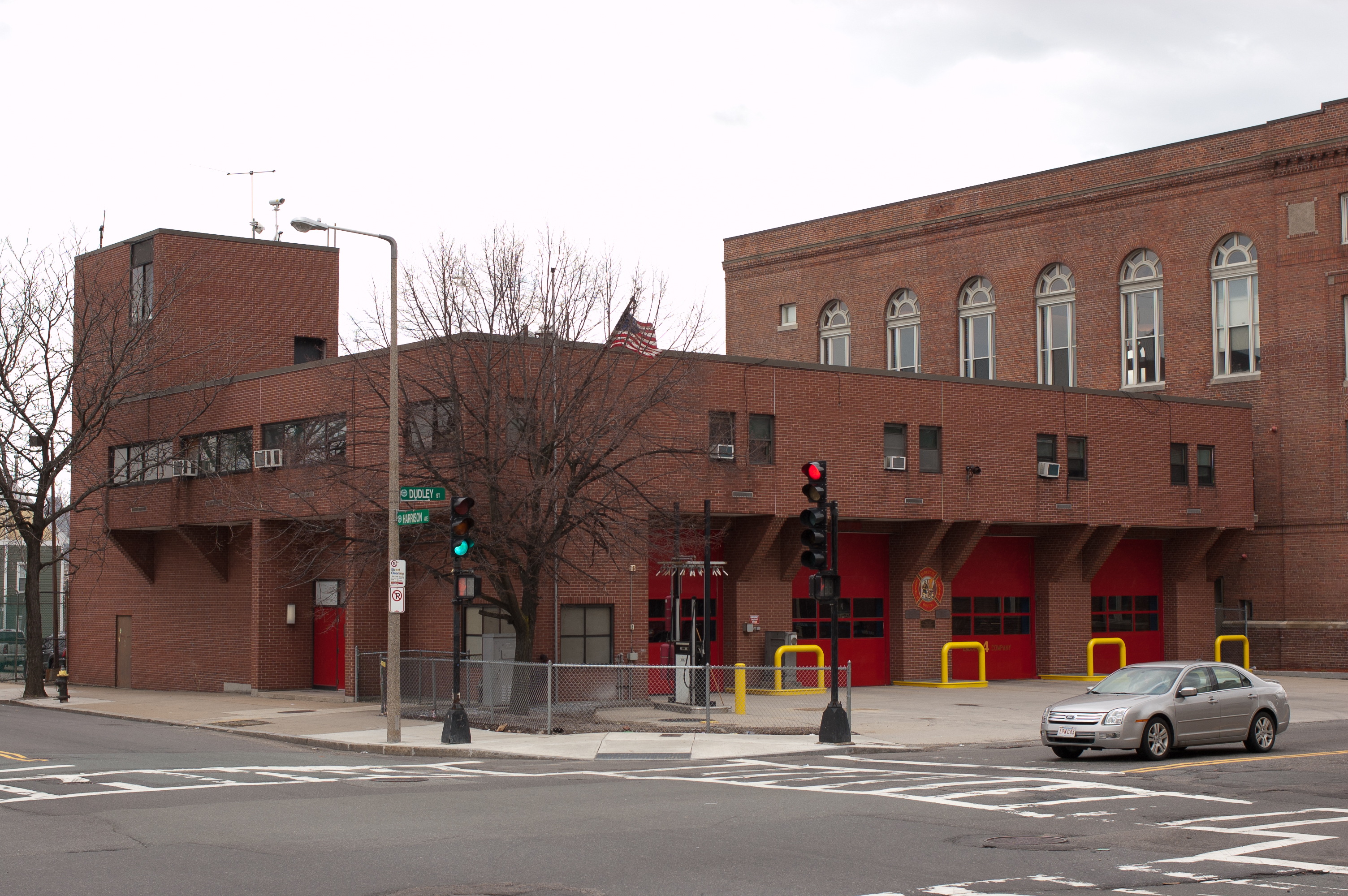 Quarters of Engine 14, Ladder 4, and H1(Safety District Chief) in Roxbury.
