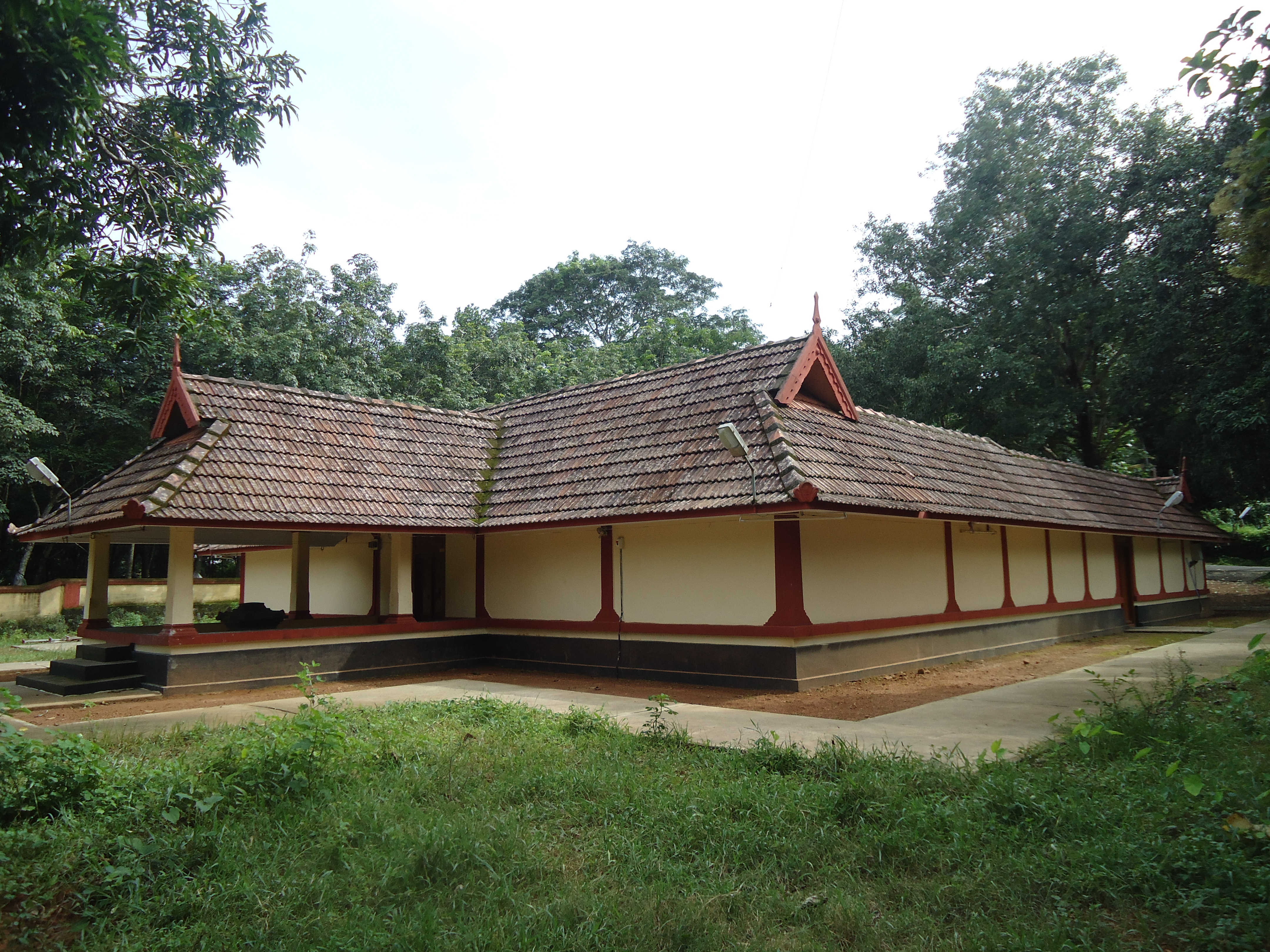 Mahadeva Temple, Chirakkal