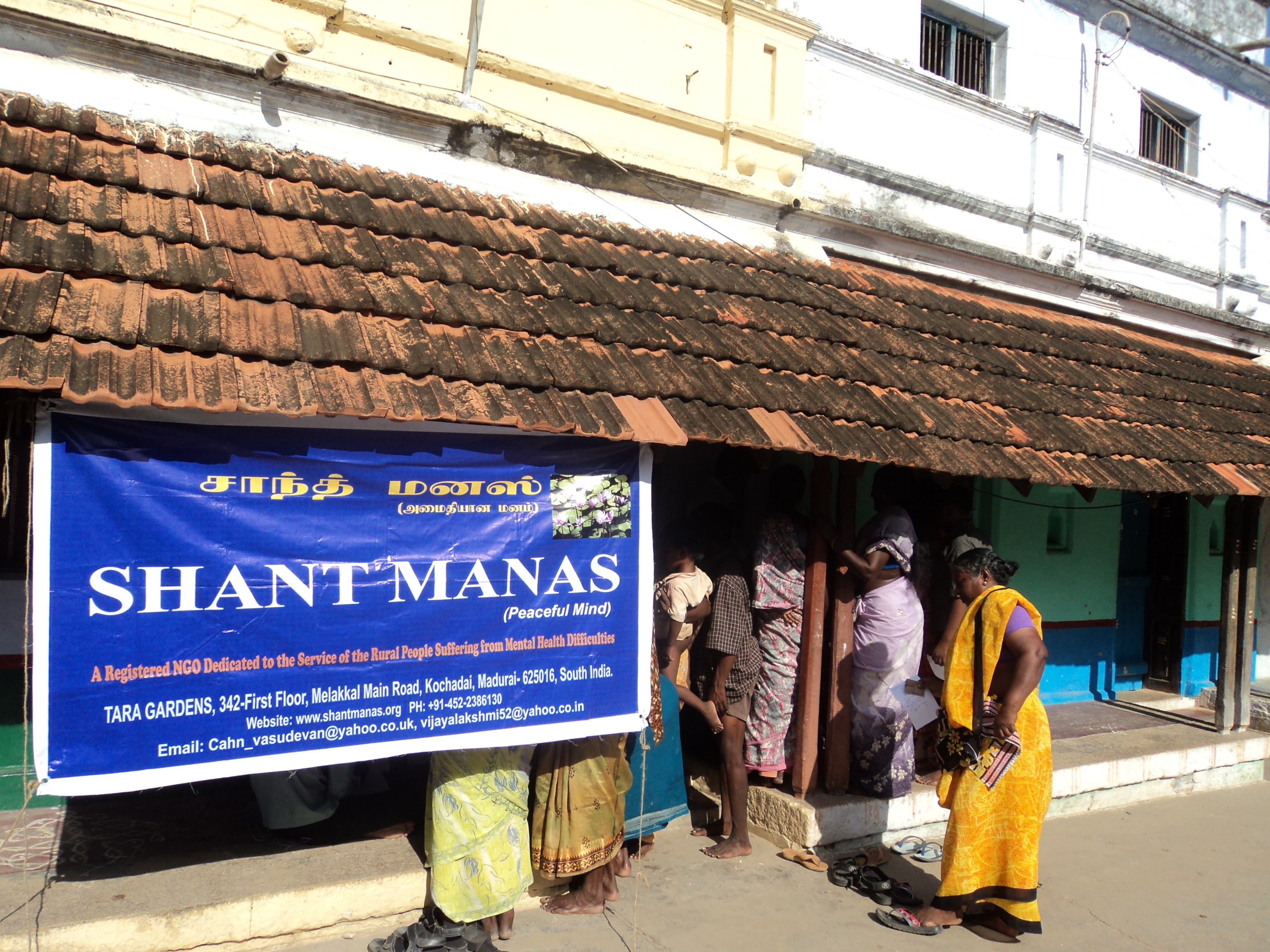 A field clincic in the community from ShantManas.