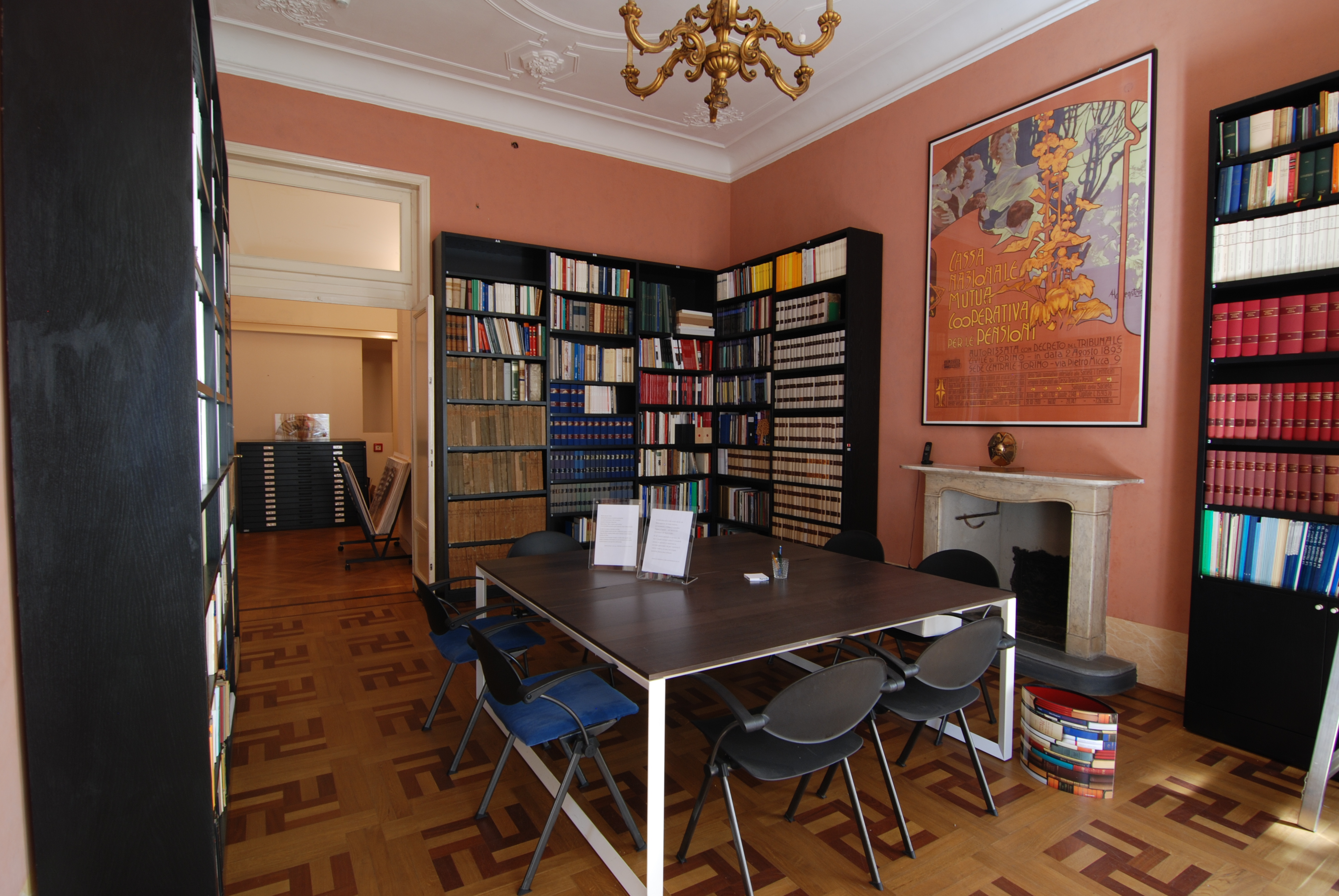 The pink room.