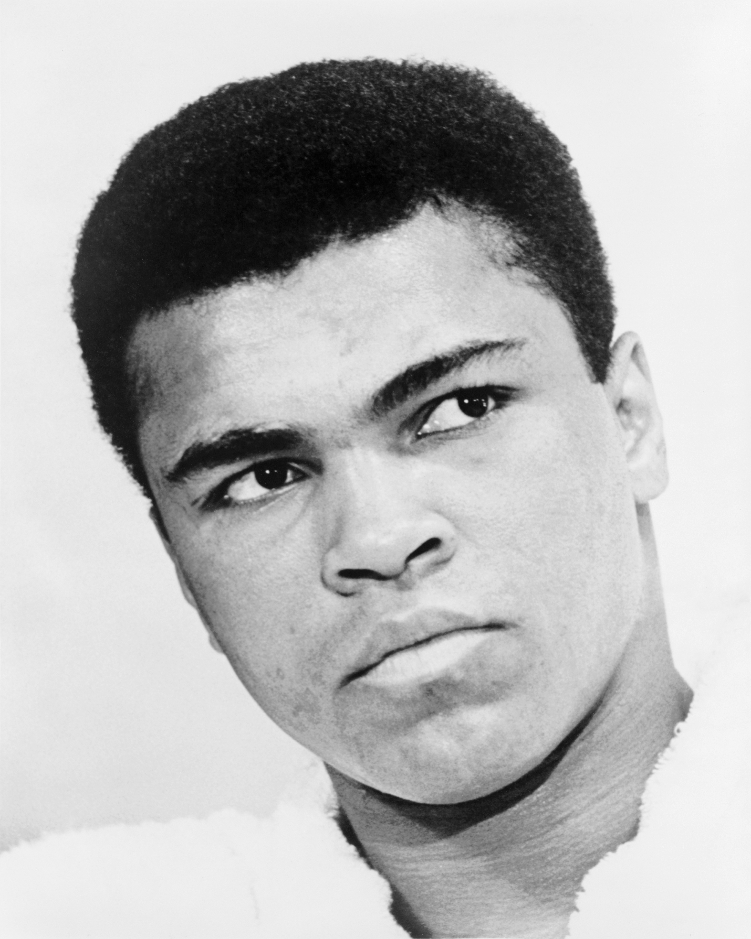 Muhammad Ali was the only three-time lineal heavyweight champion in boxing. Muhammad Ali was the only three-time lineal heavyweight champion in boxing.