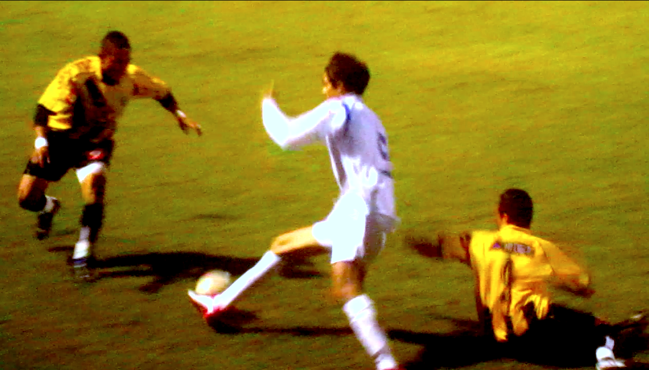 Former Deportivo Italia FC striker Andres De Abreu pictured as he cuts inside two Deportivo Táchira FC defenders causing both to fall during a 2007 match at the Olympic Stadium 