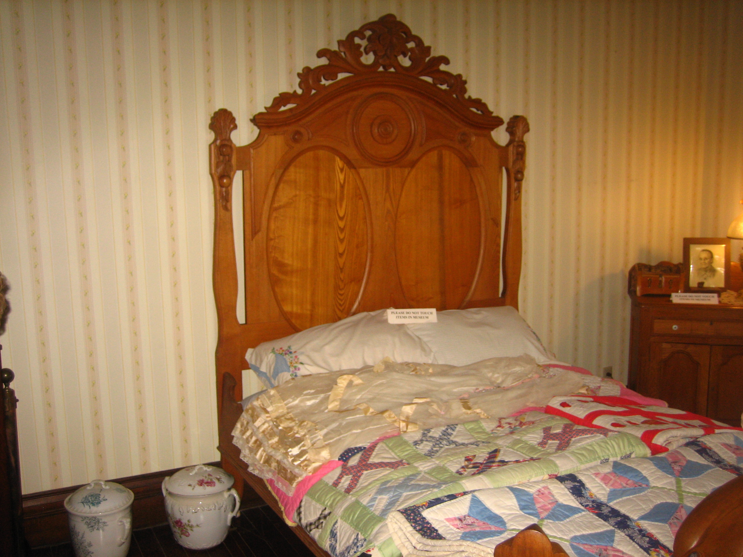 Bedroom at White–Pool House