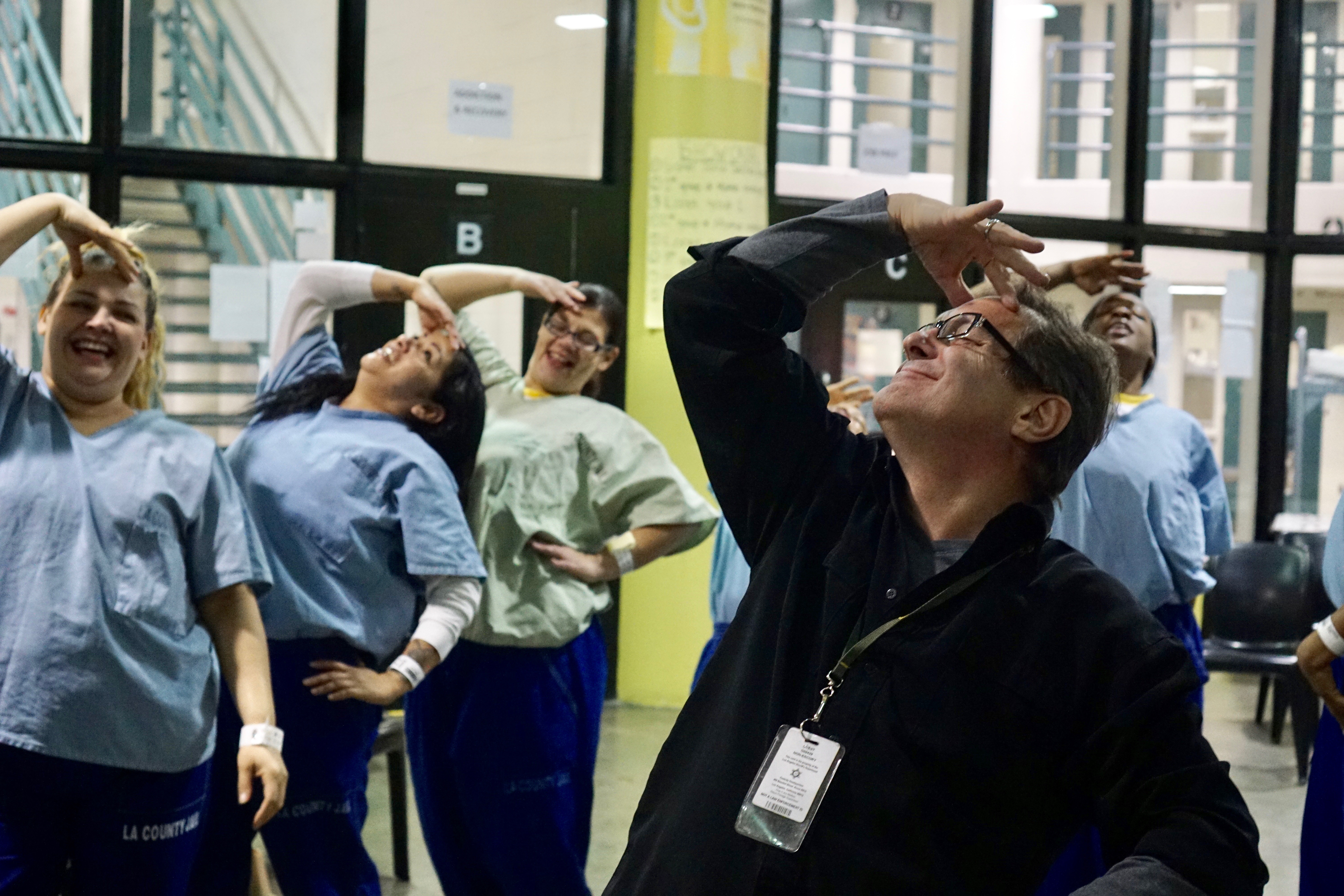 Tommy Demenkoff teaching in LA County Jail in 2016