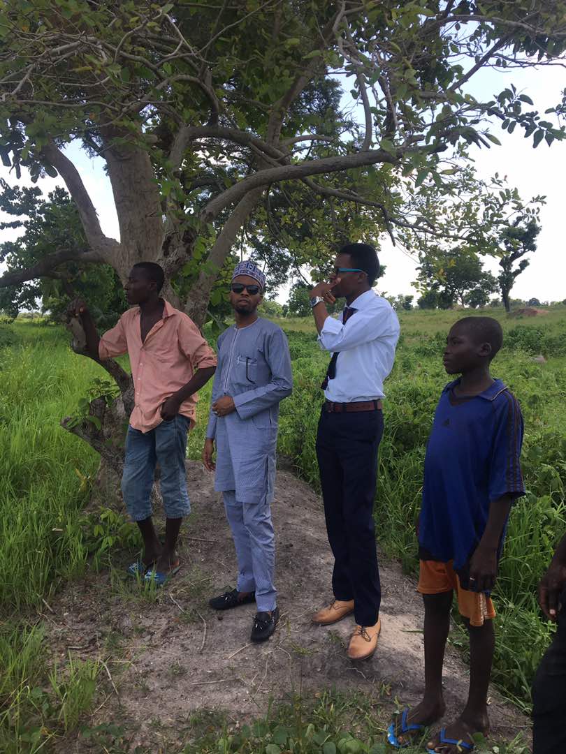 Joe_and_mustapha_with_staff.jpg