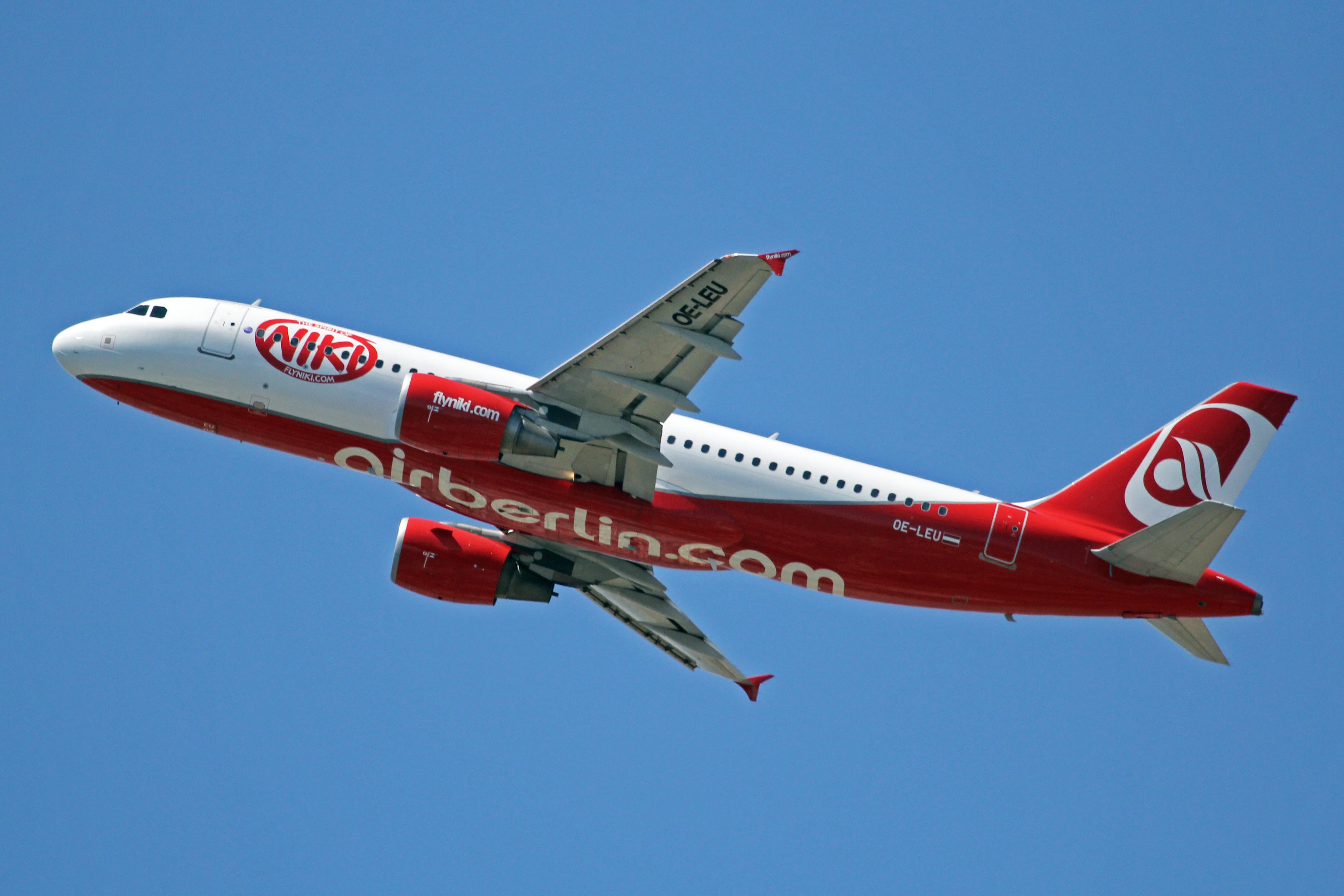 Niki Airbus A320-200