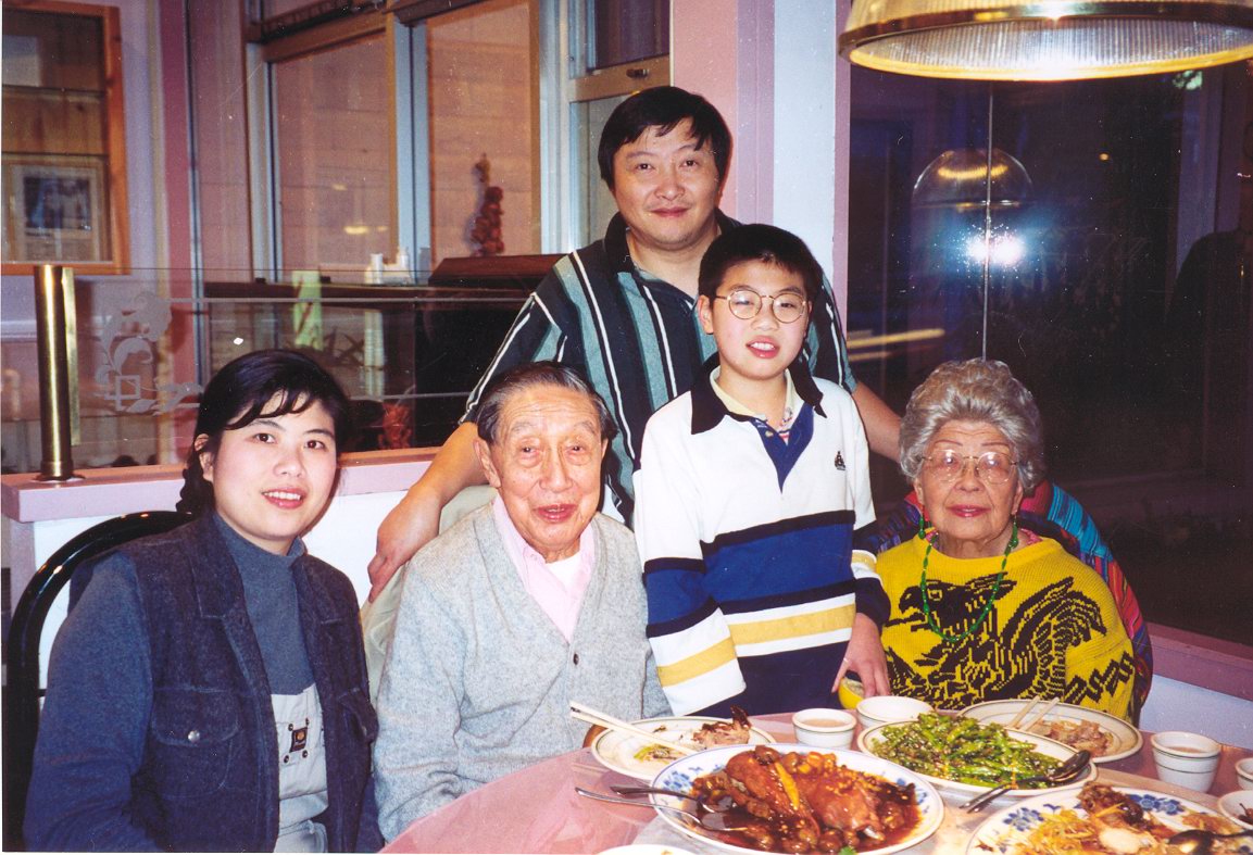 Arthur Yao celebrates his birthday with his family Arthur Yao celebrates his birthday with his family
