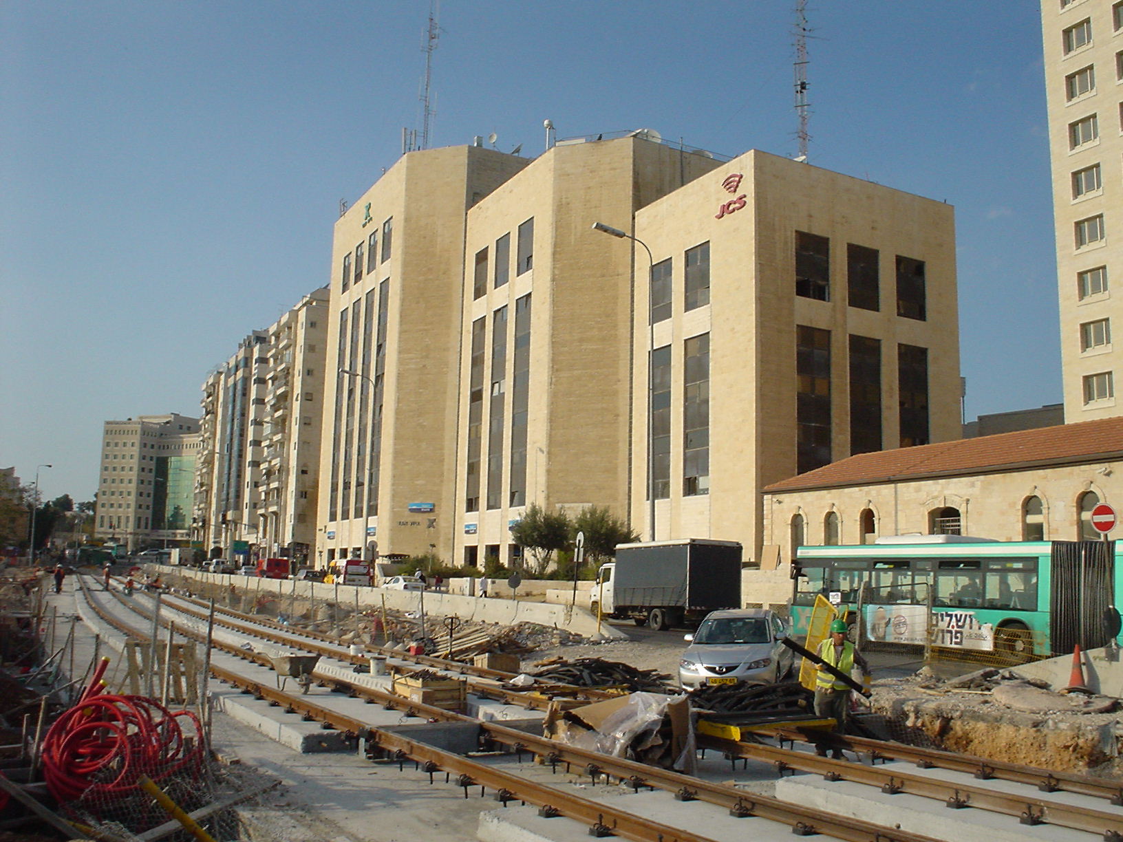 Jaffa Street in 2008. On the right – Remains of the Sephardic Old Age Home, initiated by Feingold.|thumb