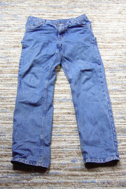 Blue jeans, a type of pants in non-British English