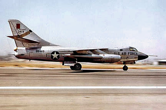Douglas RB-66B-DL Destroyer Serial 54-0419, converted to EB-66E, at Det. 1, 10th TRW. This aircraft was retired to MASDC in October 1972