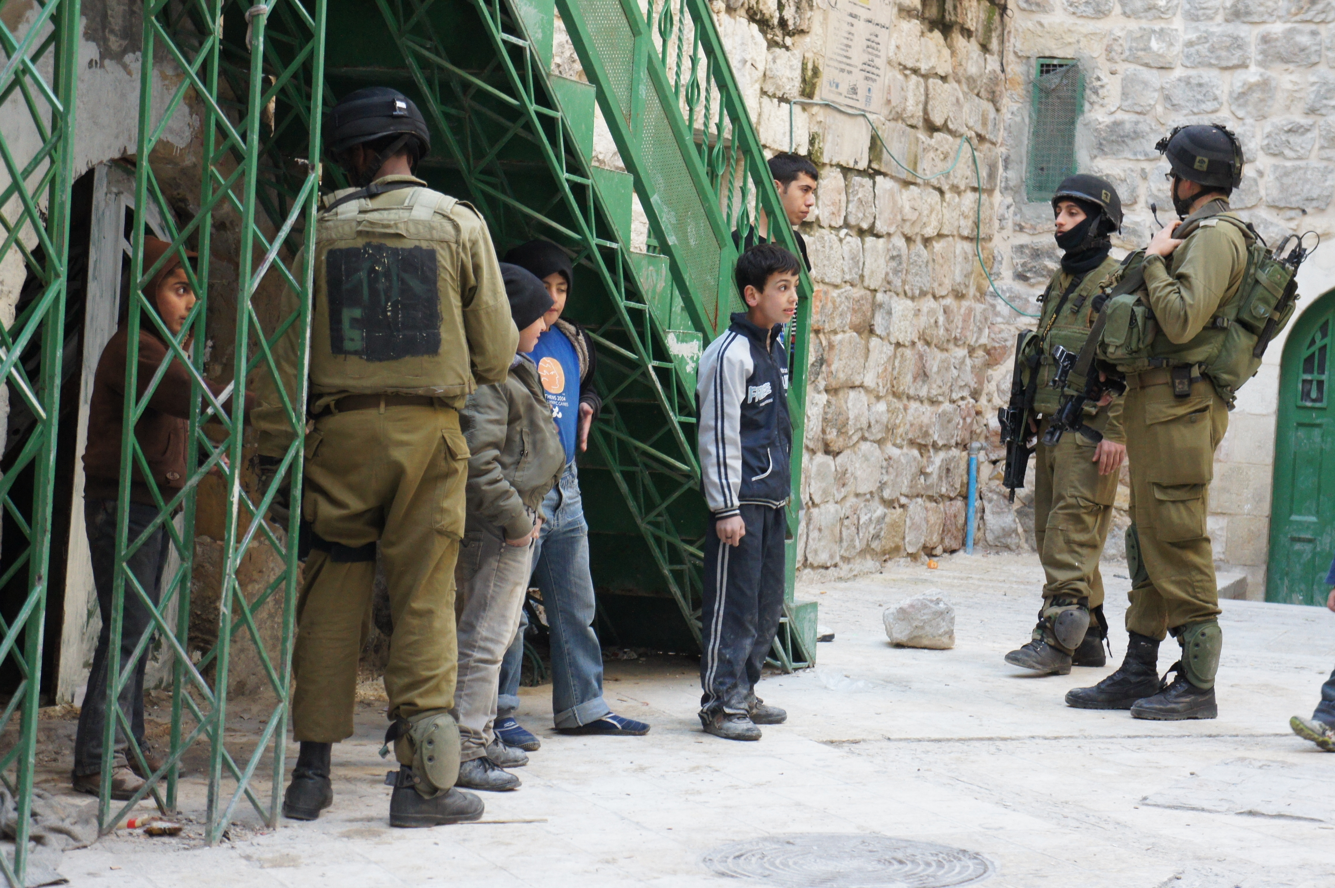 Palestinian minors detained by Golani Brigade soldiers in Hebron