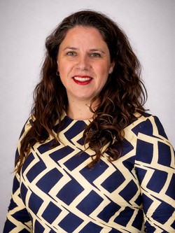 Claudia Mora Vega