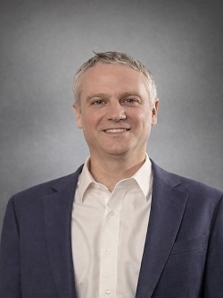 Tomás Kast