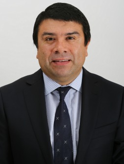 Cristián Campos Jara