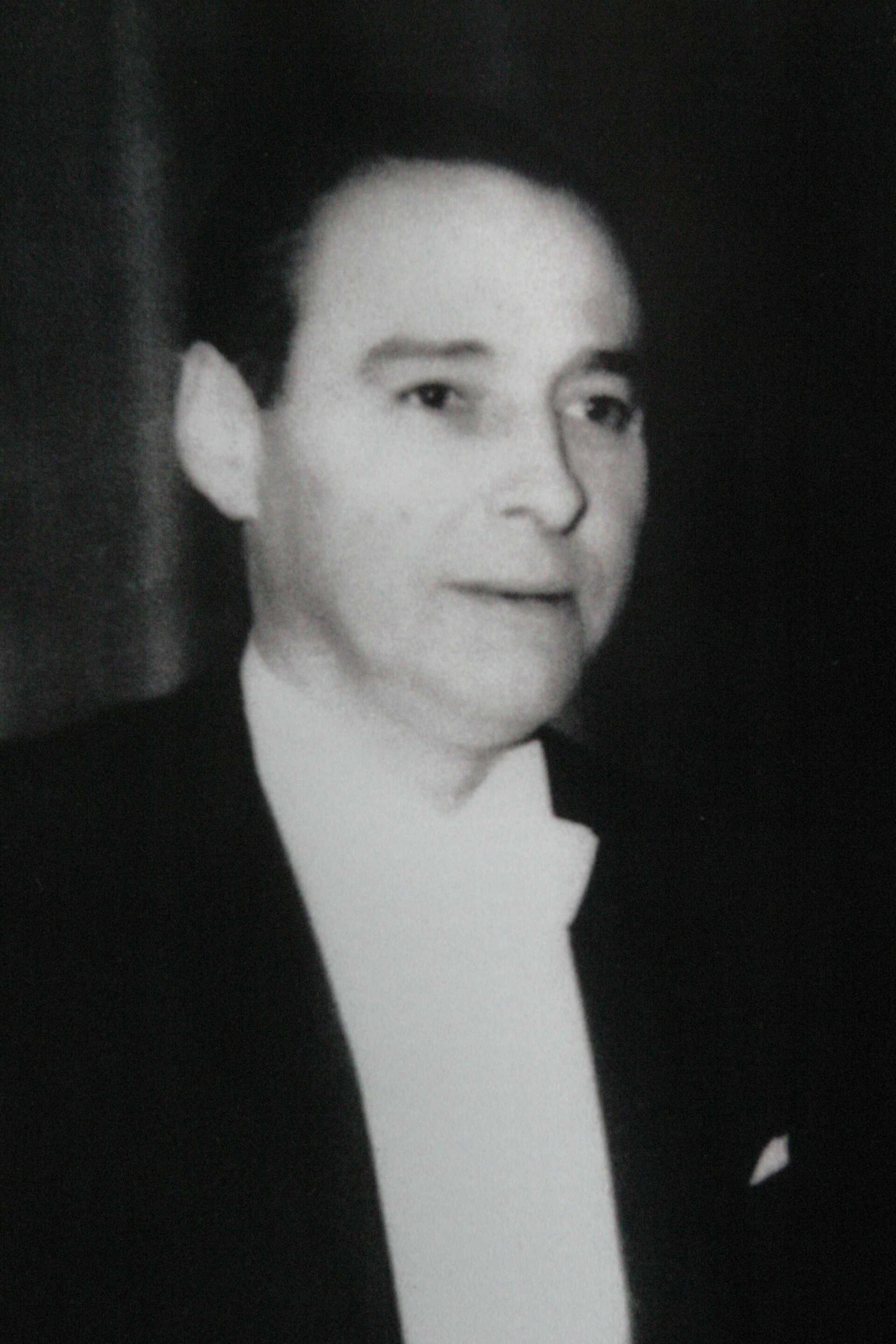 Luis Mackenna Shiell