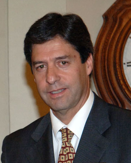Raúl Alcaíno