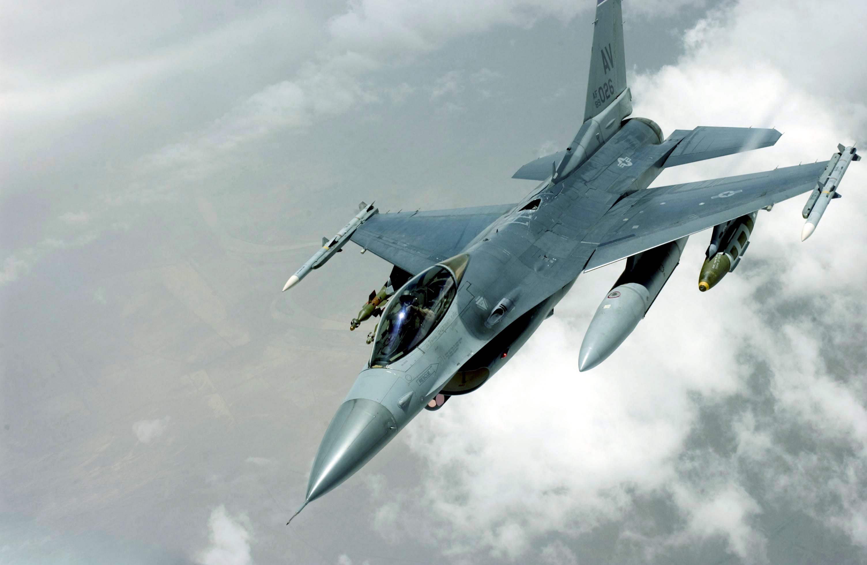 F-16 plane that was involved in the deadly bombings